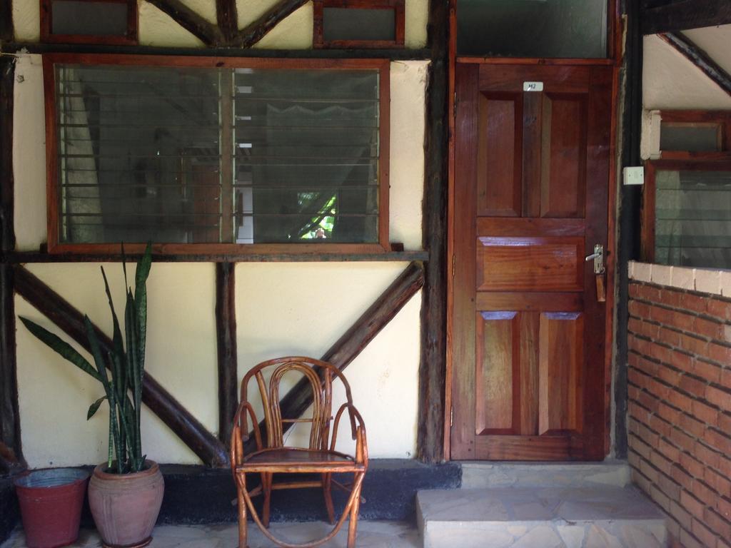 Outpost Lodge Arusha Habitación foto
